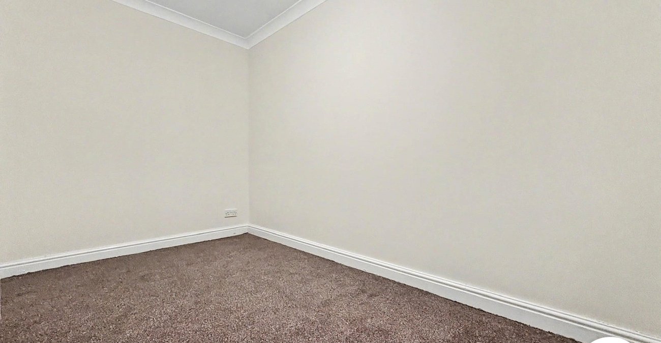 1 bedroom property to rent in East Street | Robinson Michael & Jackson