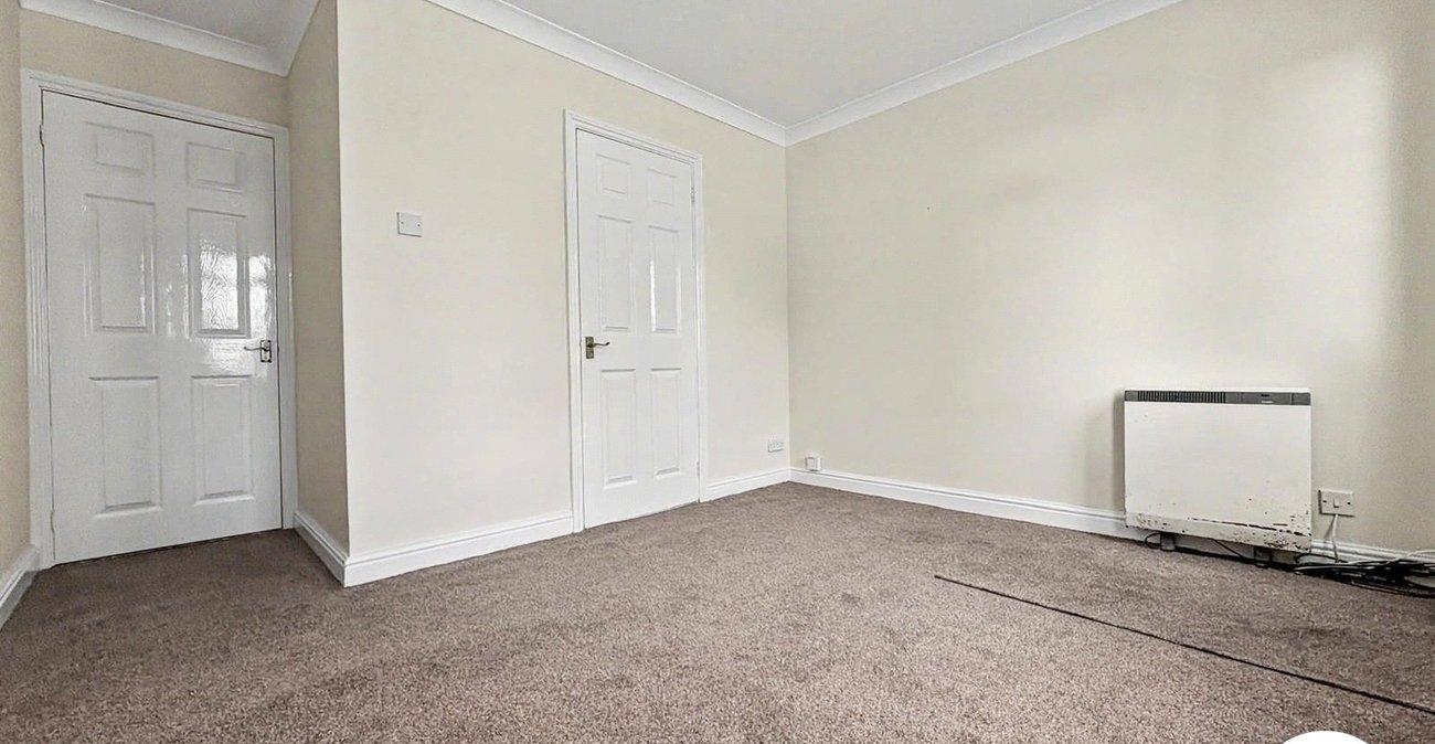 1 bedroom property to rent in East Street | Robinson Michael & Jackson