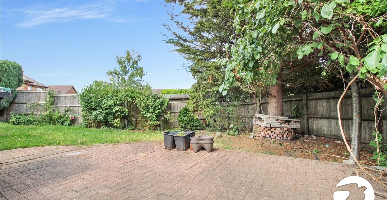3 bedroom house to rent in Northfleet | Robinson Michael & Jackson