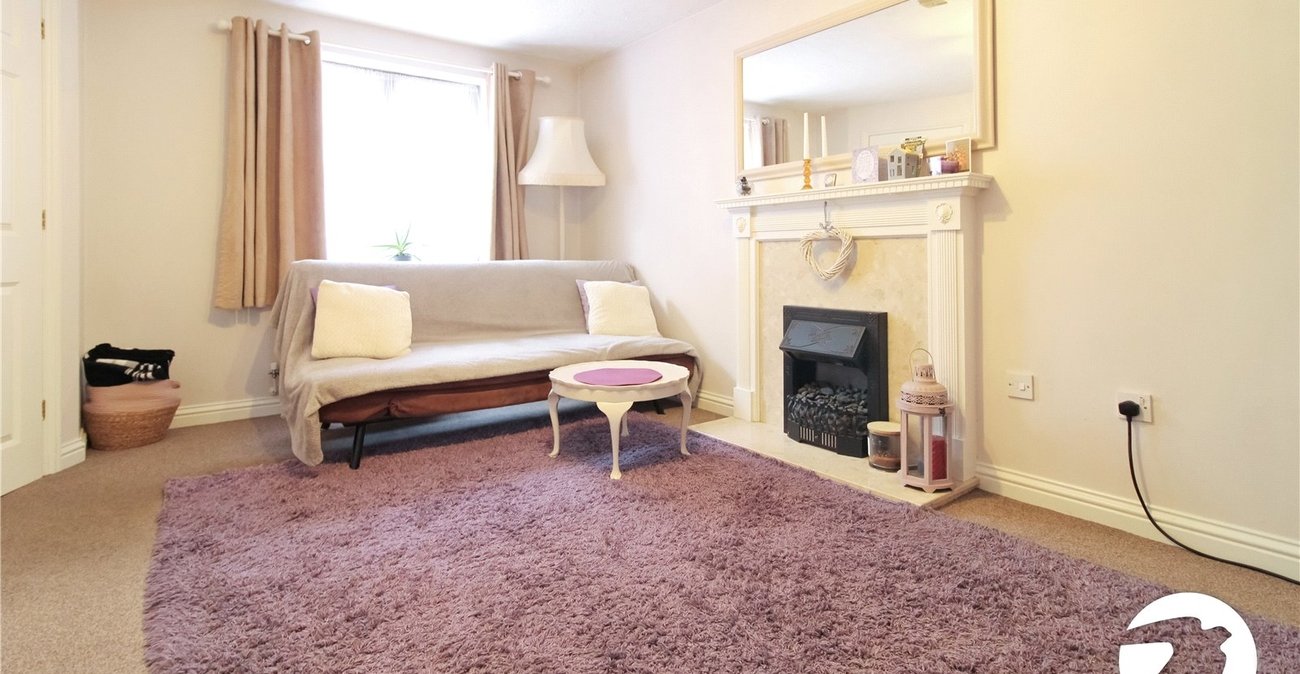 2 bedroom house to rent in Northfleet | Robinson Michael & Jackson