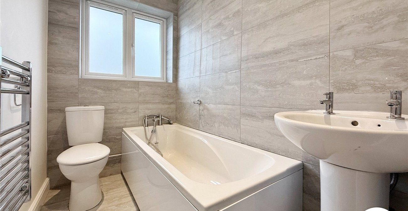 2 bedroom property to rent in Maidstone | Robinson Michael & Jackson