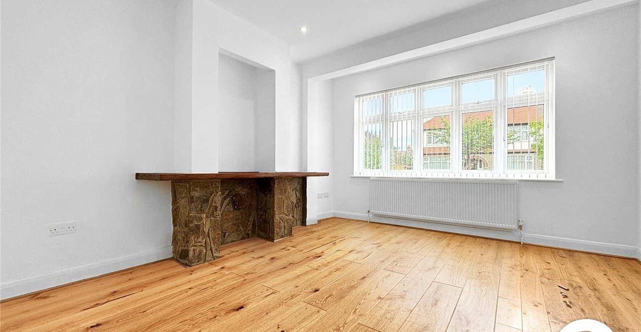 3 bedroom house to rent in Bexleyheath | Robinson Jackson