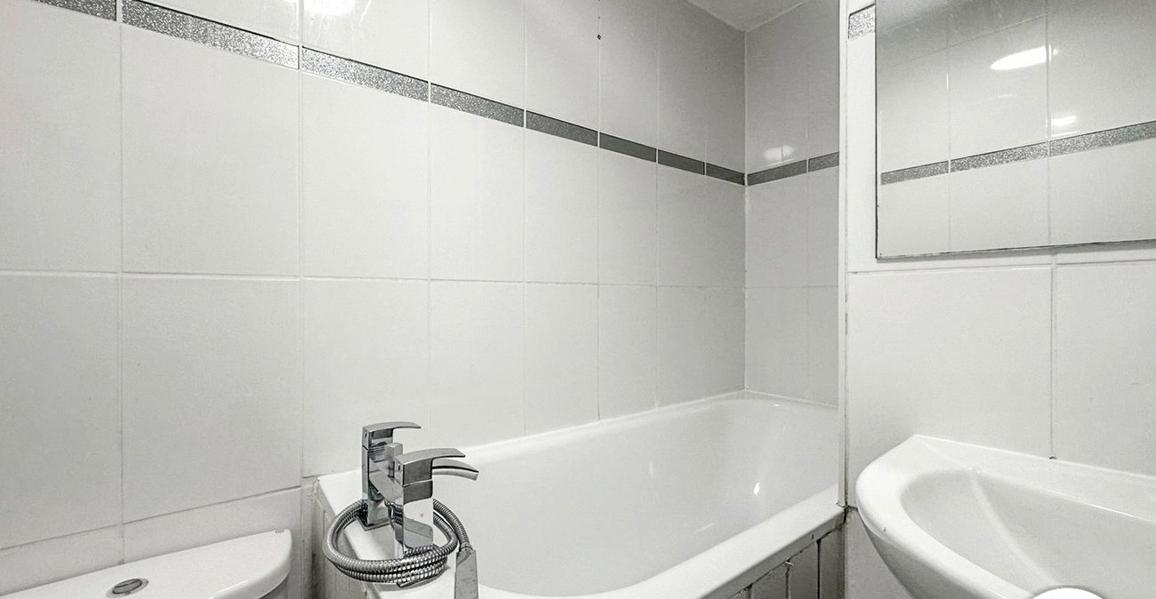 2 bedroom property to rent in Welling | 