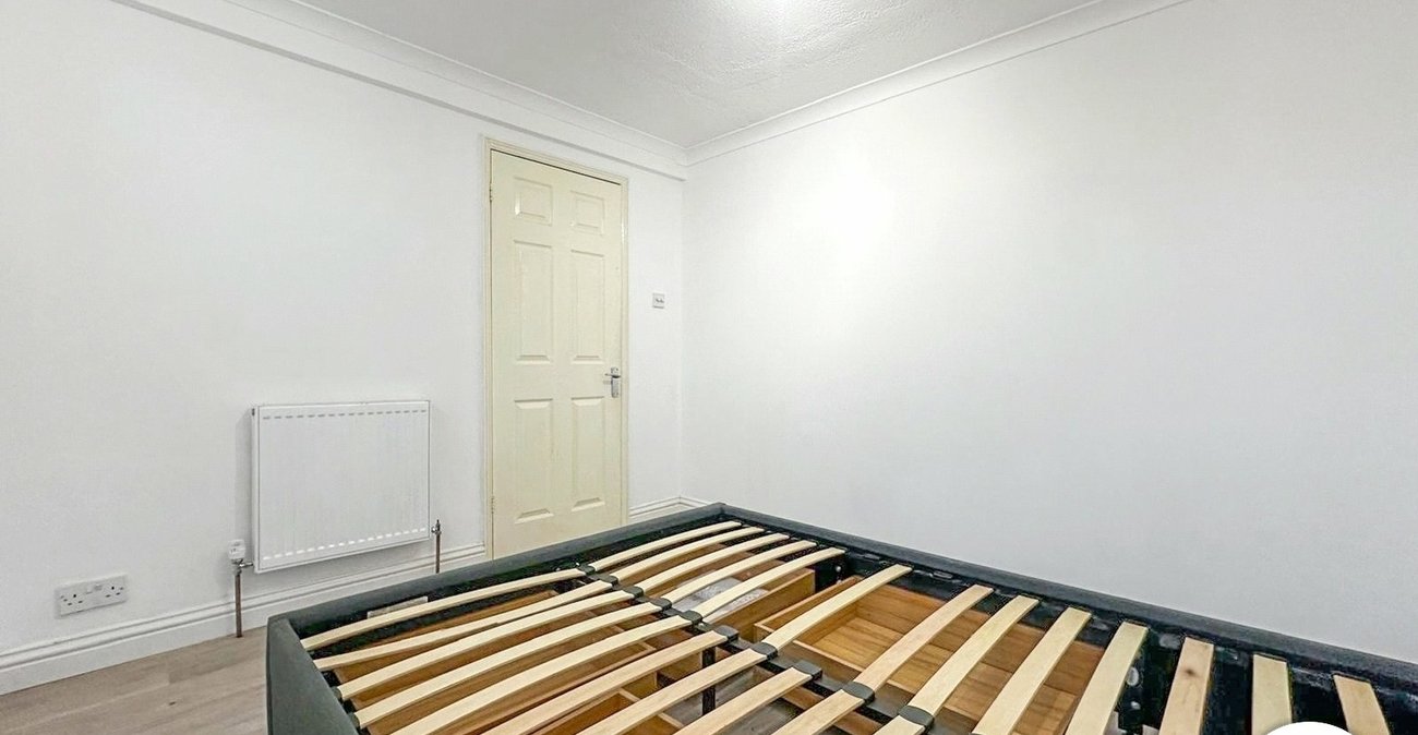 2 bedroom property to rent in Welling | 