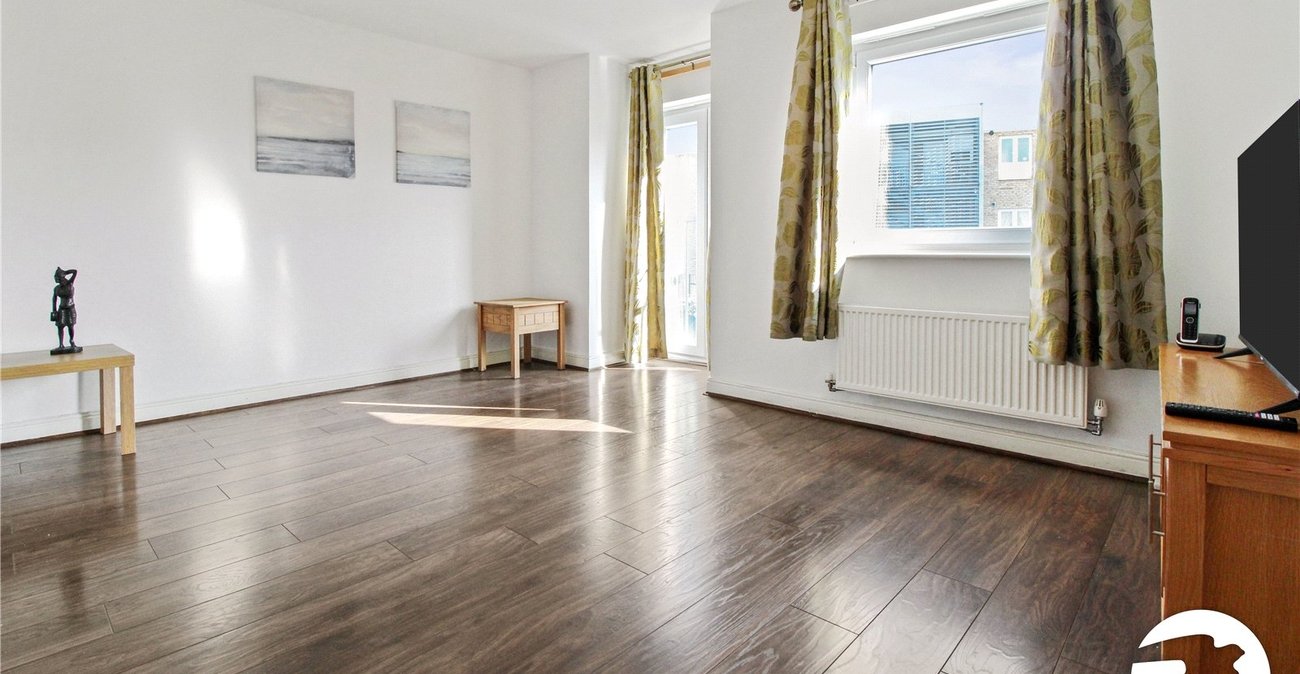 3 bedroom house to rent in Gravesend | Robinson Michael & Jackson