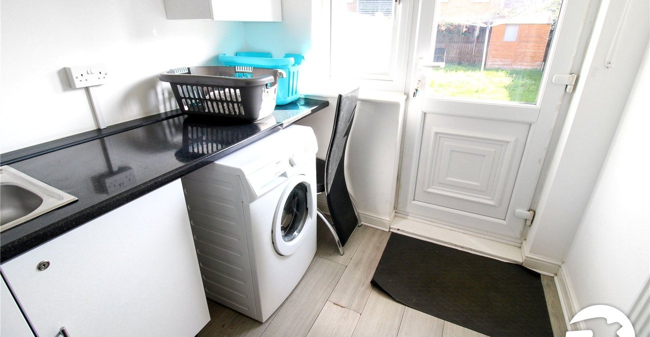 3 bedroom house to rent in Gravesend | Robinson Michael & Jackson