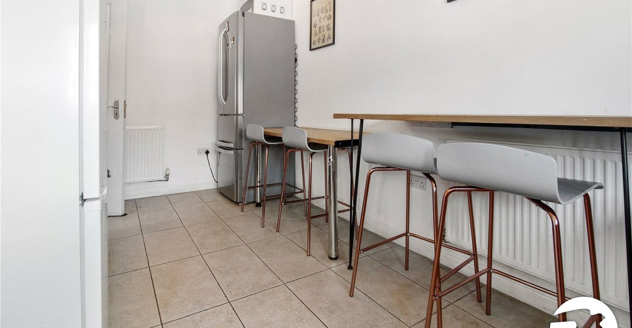 3 bedroom house to rent in Gravesend | Robinson Michael & Jackson