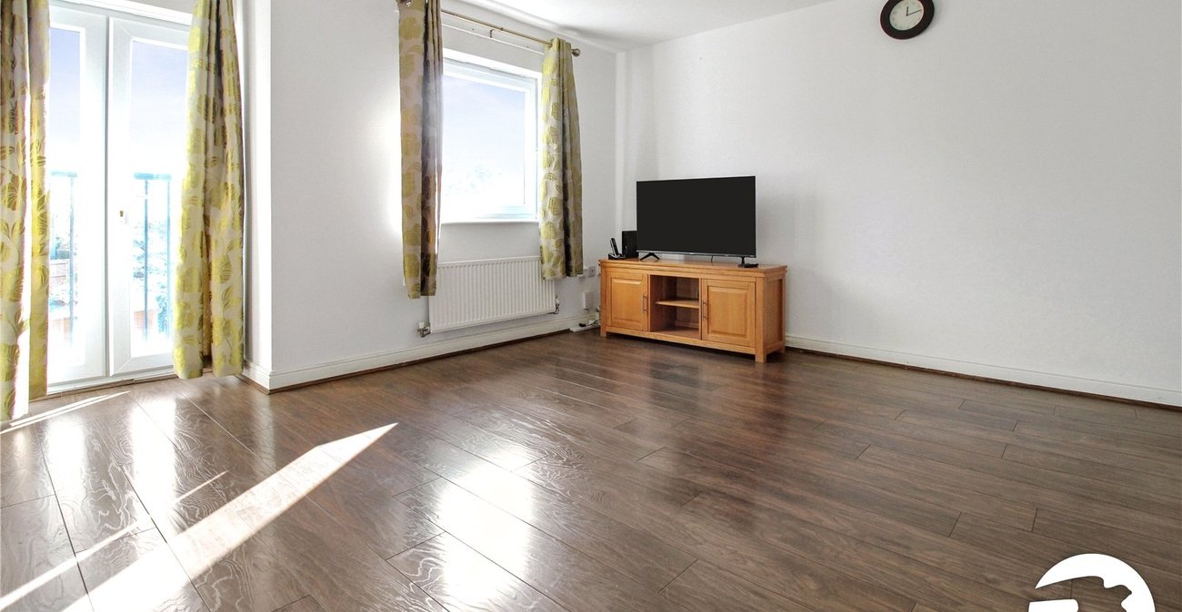3 bedroom house to rent in Gravesend | Robinson Michael & Jackson