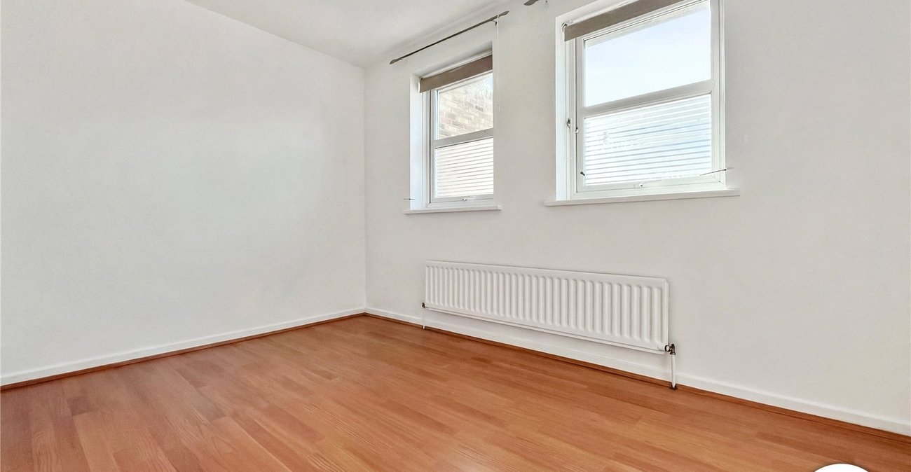 2 bedroom house to rent in Chatham | Robinson Michael & Jackson