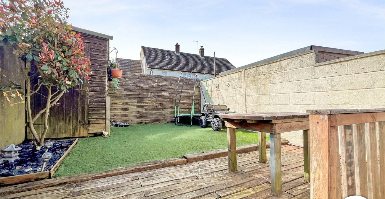 2 bedroom house to rent in Chatham | Robinson Michael & Jackson