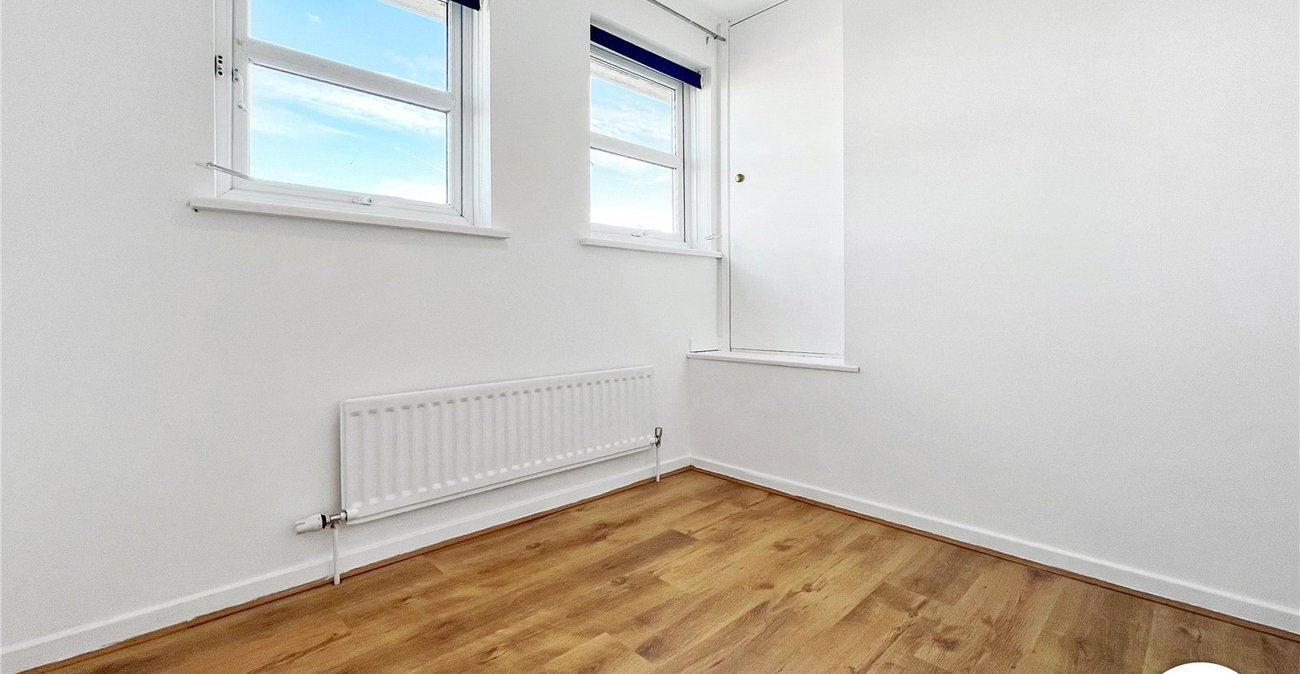 2 bedroom house to rent in Chatham | Robinson Michael & Jackson