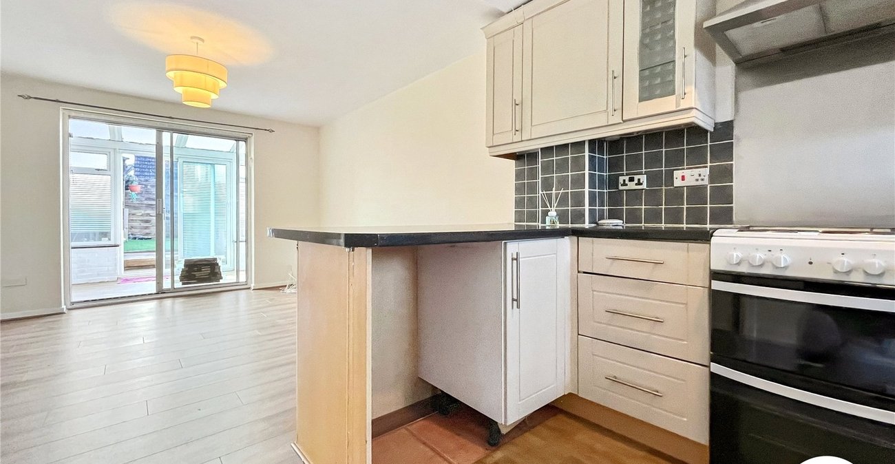 2 bedroom house to rent in Chatham | Robinson Michael & Jackson