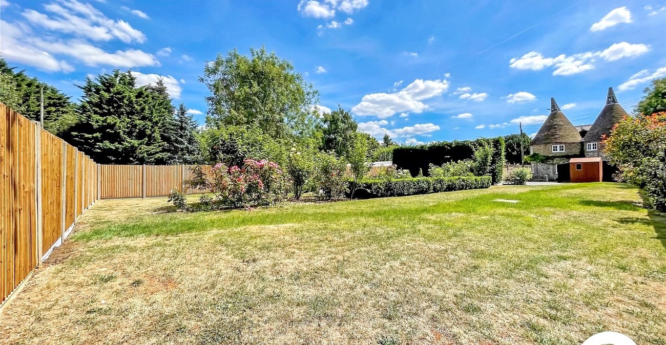 3 bedroom house to rent in Detling | Robinson Michael & Jackson