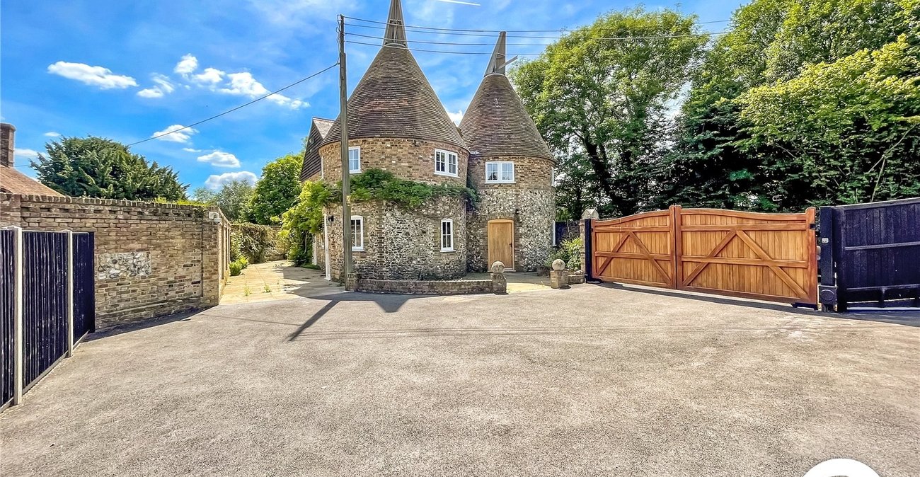 3 bedroom house to rent in Detling | Robinson Michael & Jackson