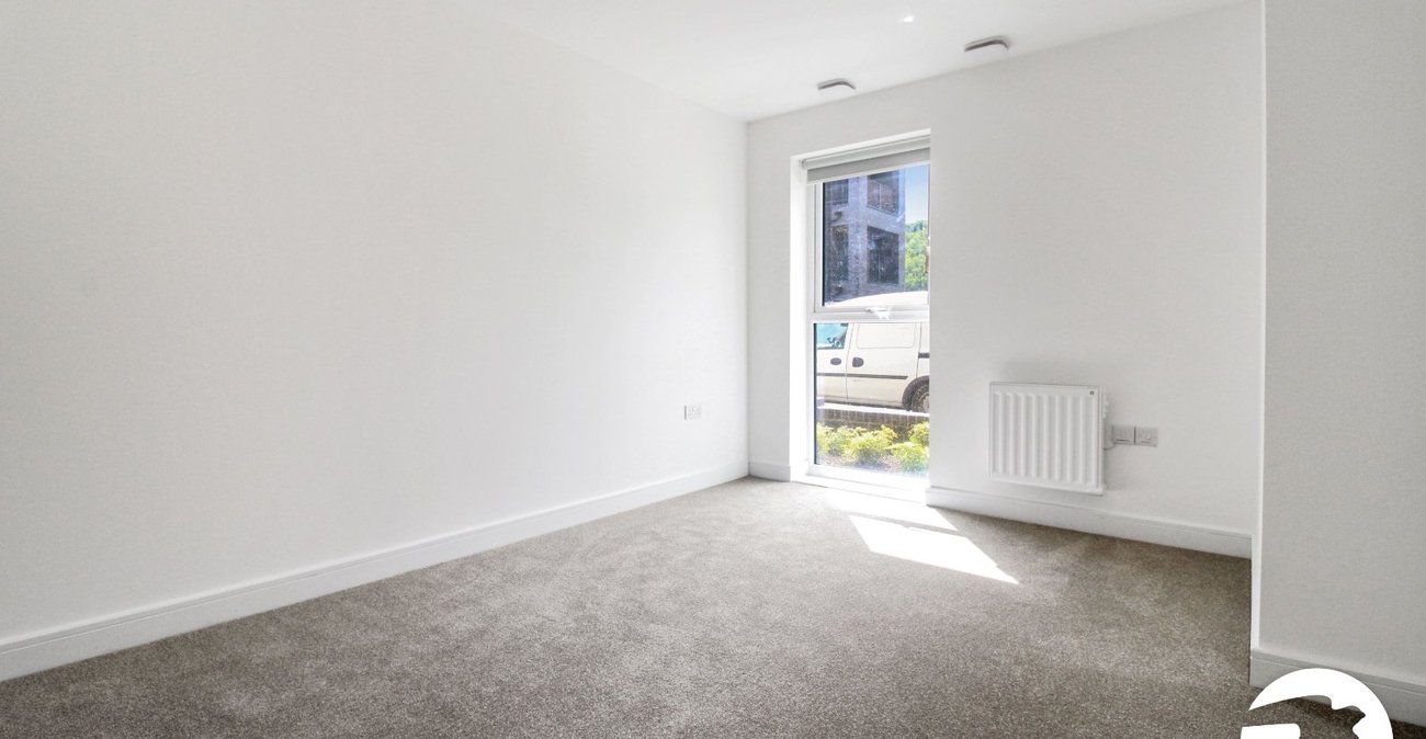 2 bedroom property to rent in Alkerden | Robinson Michael & Jackson