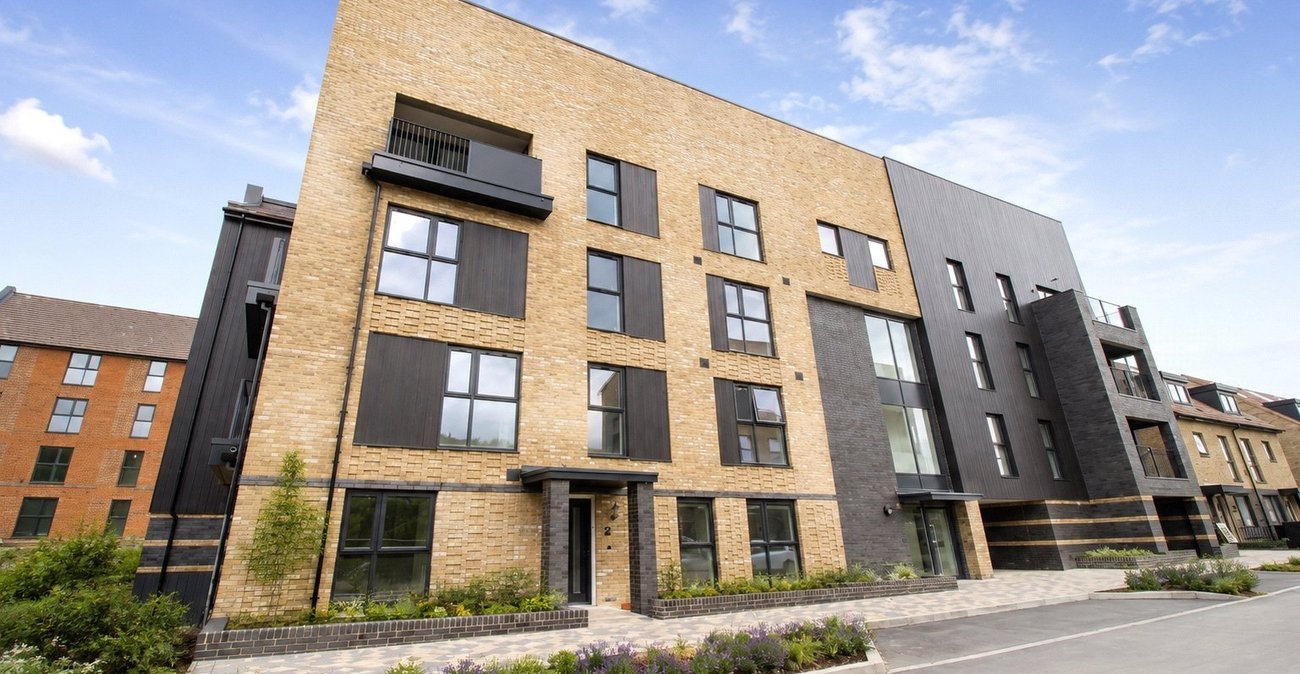 2 bedroom property to rent in Alkerden | Robinson Michael & Jackson