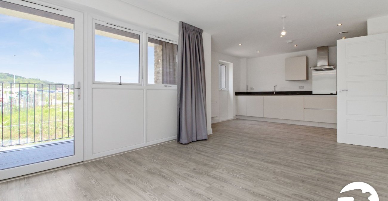 2 bedroom property to rent in Alkerden | Robinson Michael & Jackson