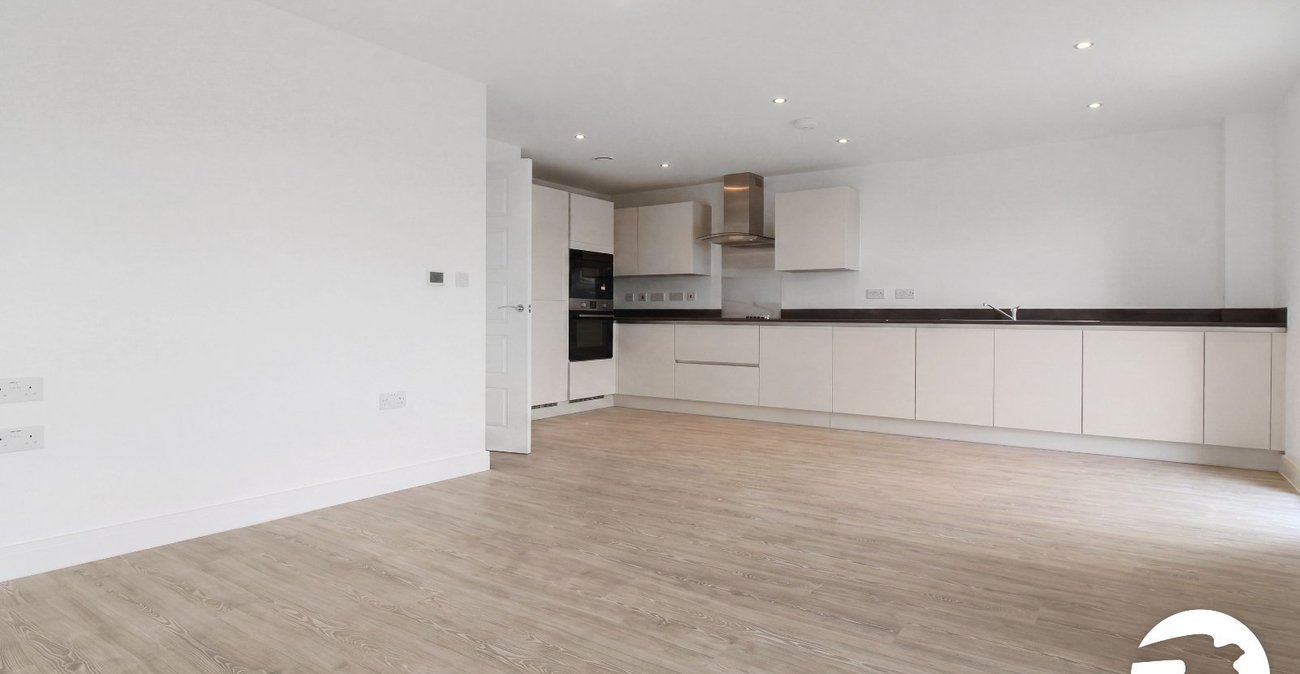 2 bedroom property to rent in Alkerden | Robinson Michael & Jackson