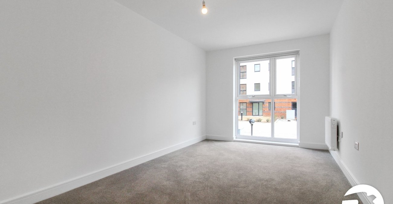 2 bedroom property to rent in Alkerden | Robinson Michael & Jackson