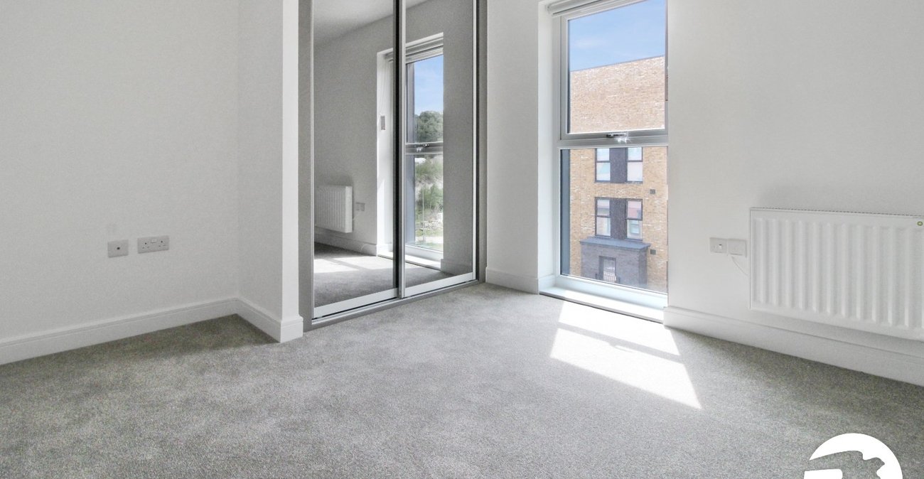 2 bedroom property to rent in Alkerden | Robinson Michael & Jackson