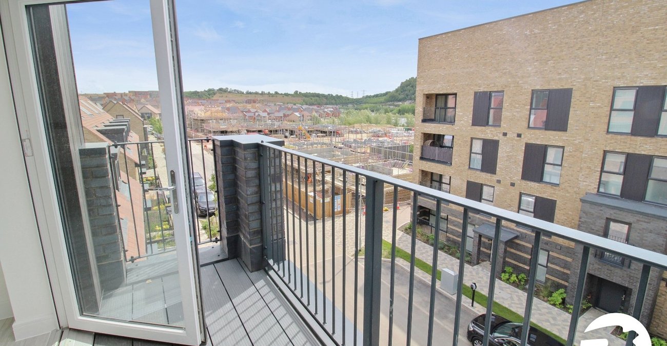 2 bedroom property to rent in Alkerden | Robinson Michael & Jackson