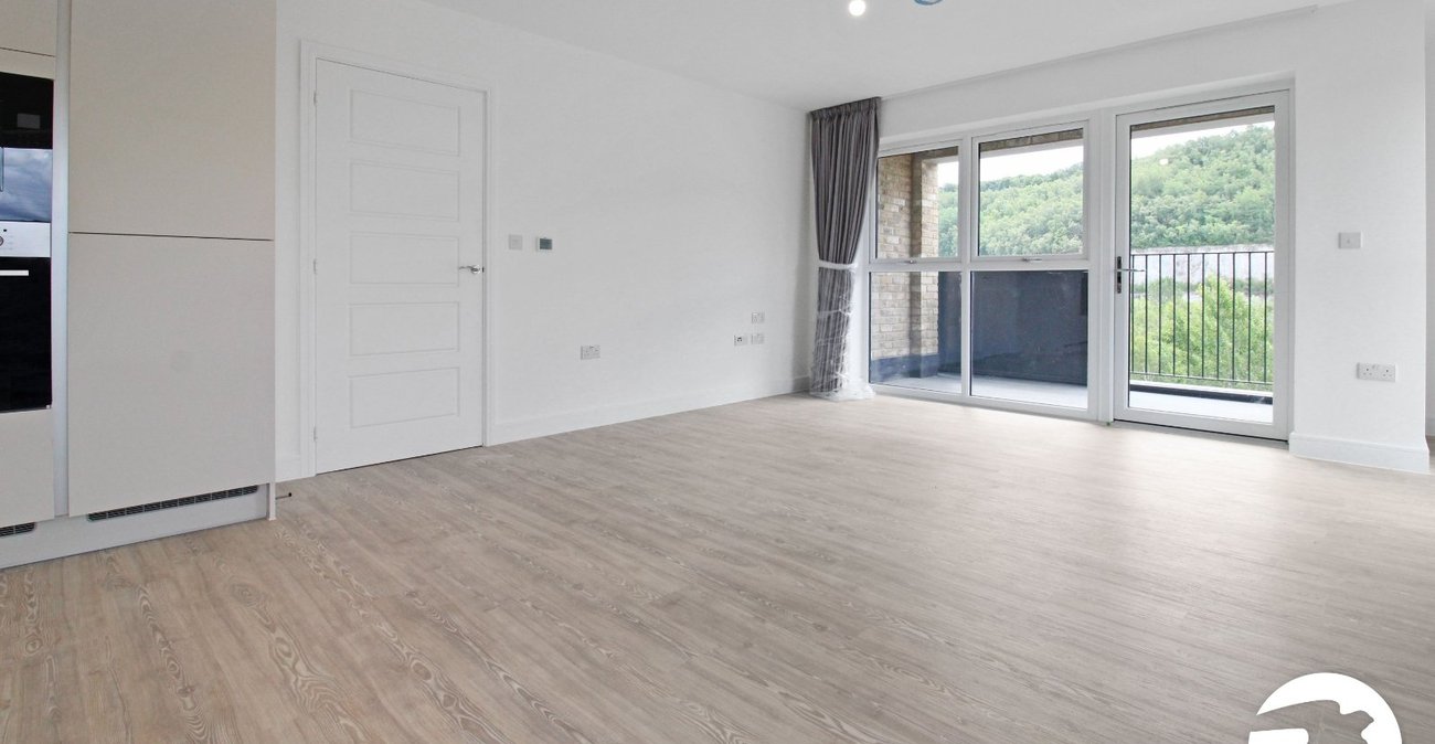 2 bedroom property to rent in Alkerden | Robinson Michael & Jackson
