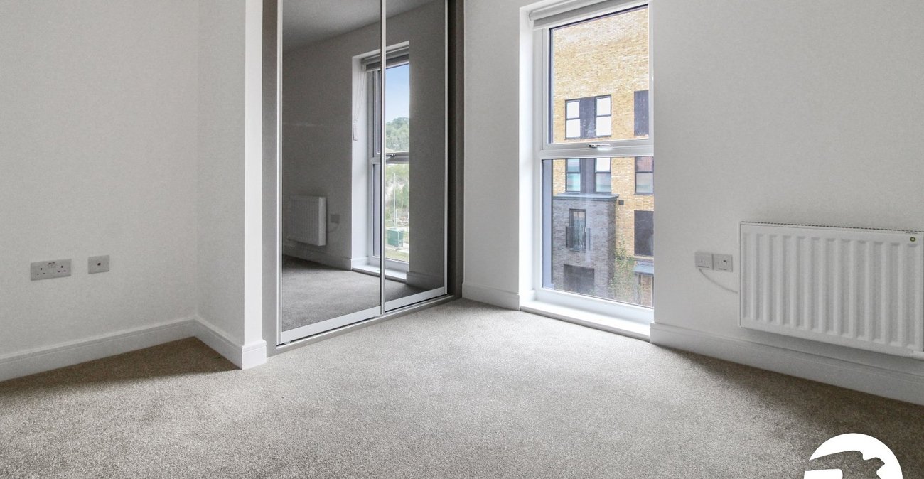 2 bedroom property to rent in Alkerden | Robinson Michael & Jackson