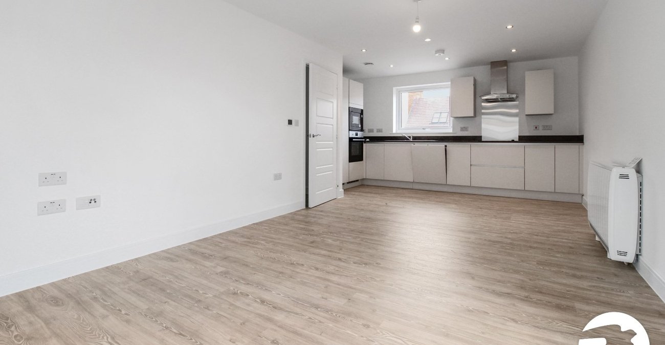 2 bedroom property to rent in Alkerden | Robinson Michael & Jackson