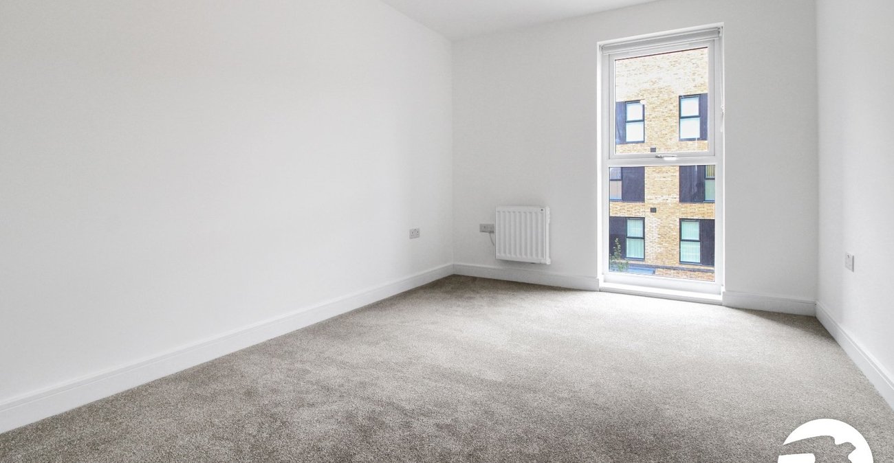 2 bedroom property to rent in Alkerden | Robinson Michael & Jackson