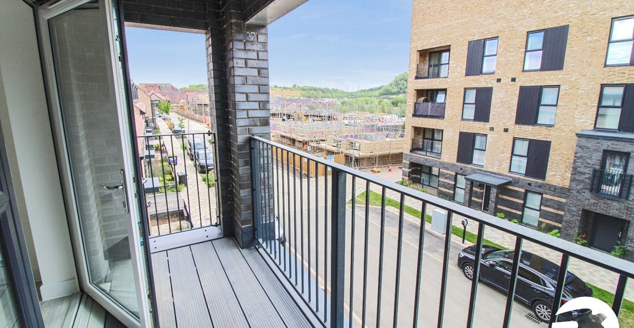 2 bedroom property to rent in Alkerden | Robinson Michael & Jackson