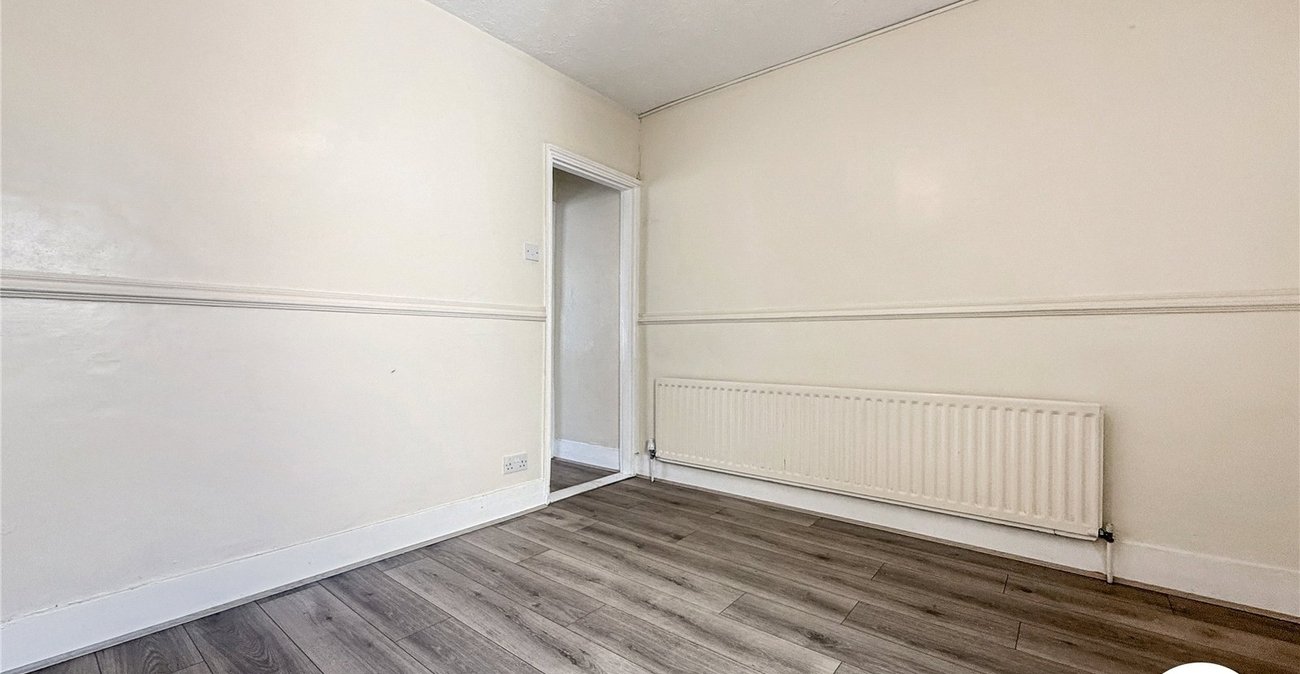 2 bedroom house to rent in Gillingham | Robinson Michael & Jackson