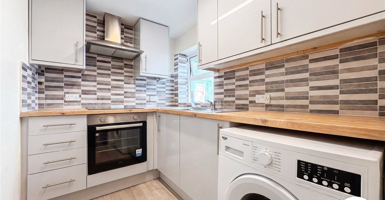 2 bedroom house to rent in Gillingham | Robinson Michael & Jackson