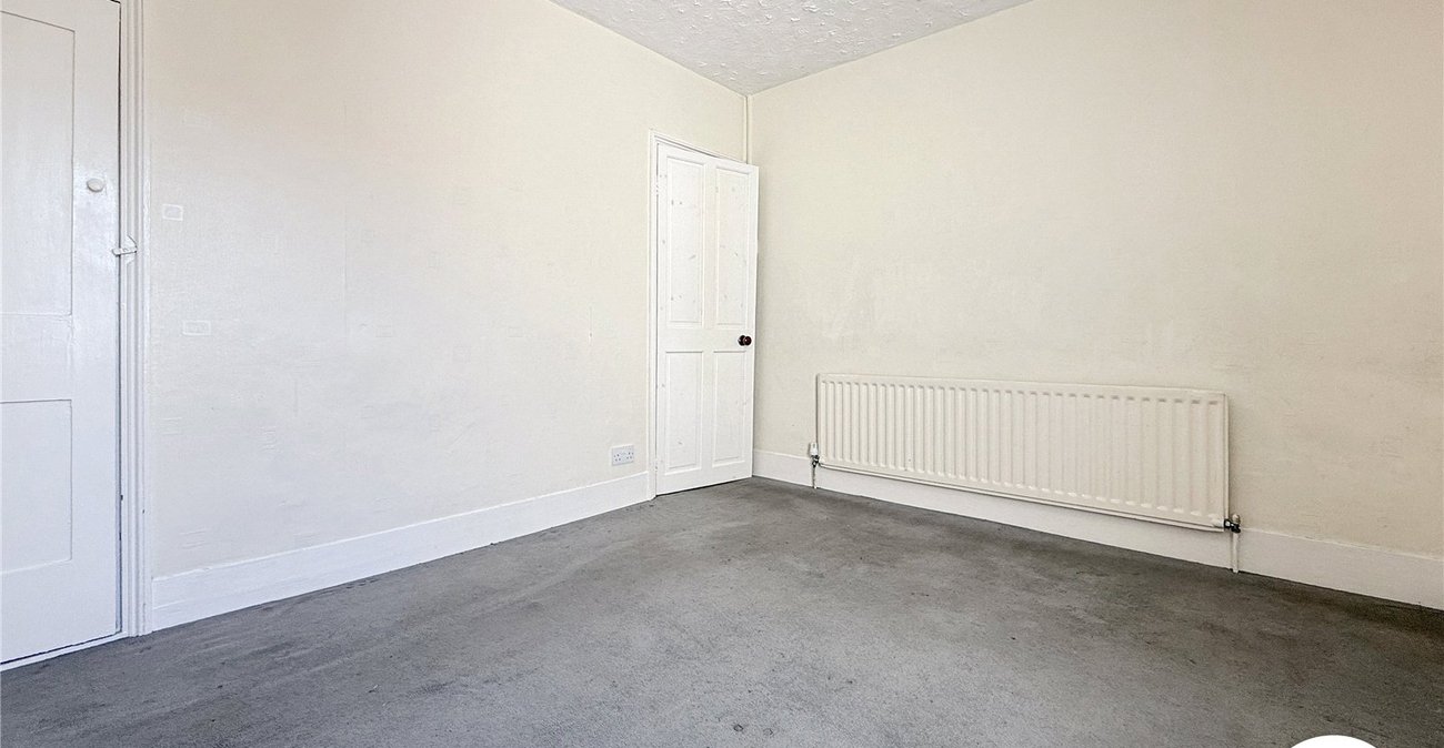 2 bedroom house to rent in Gillingham | Robinson Michael & Jackson