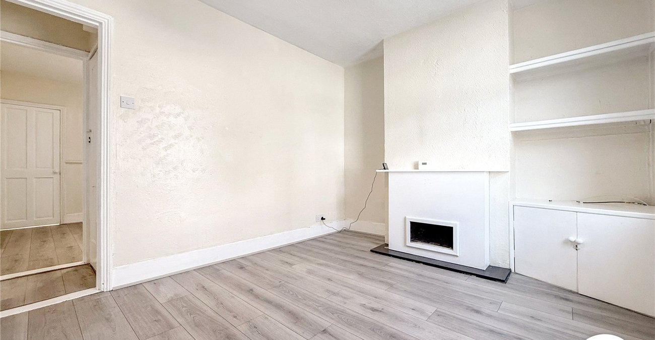 2 bedroom house to rent in Gillingham | Robinson Michael & Jackson