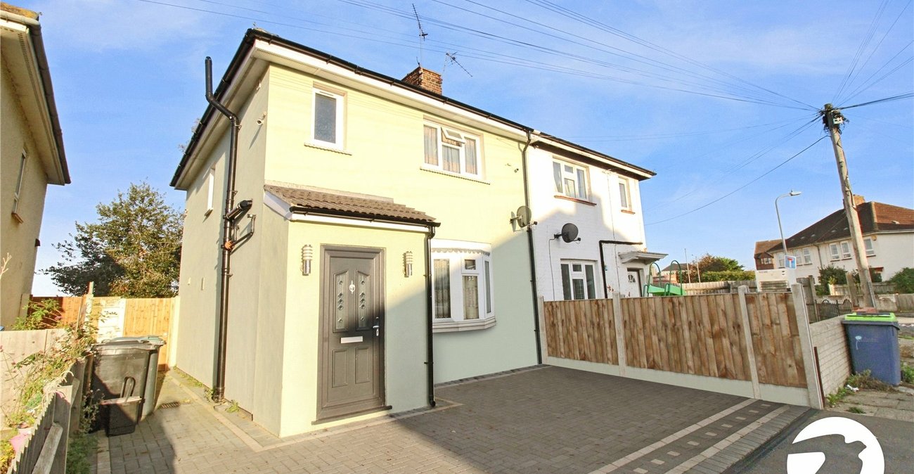 3 bedroom house to rent in Gravesend | Robinson Michael & Jackson