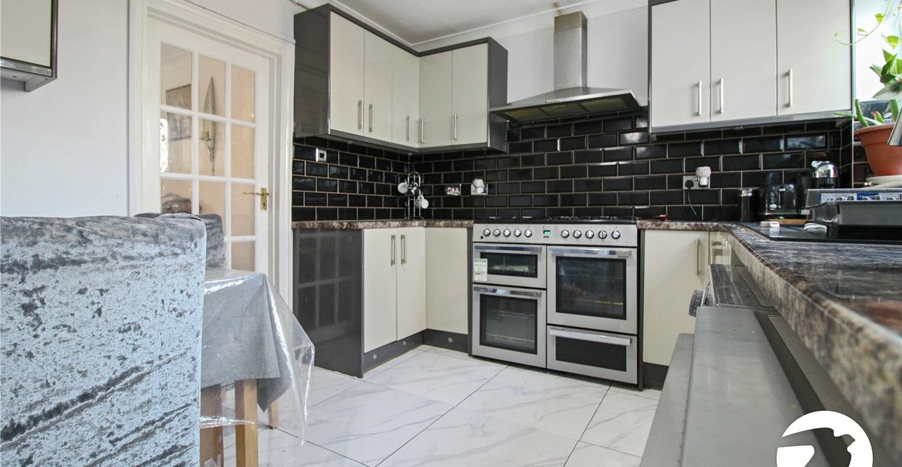 3 bedroom house to rent in Gravesend | Robinson Michael & Jackson