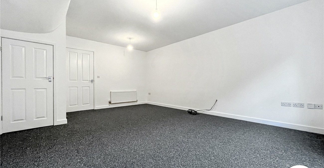 3 bedroom house to rent in Chatham | Robinson Michael & Jackson