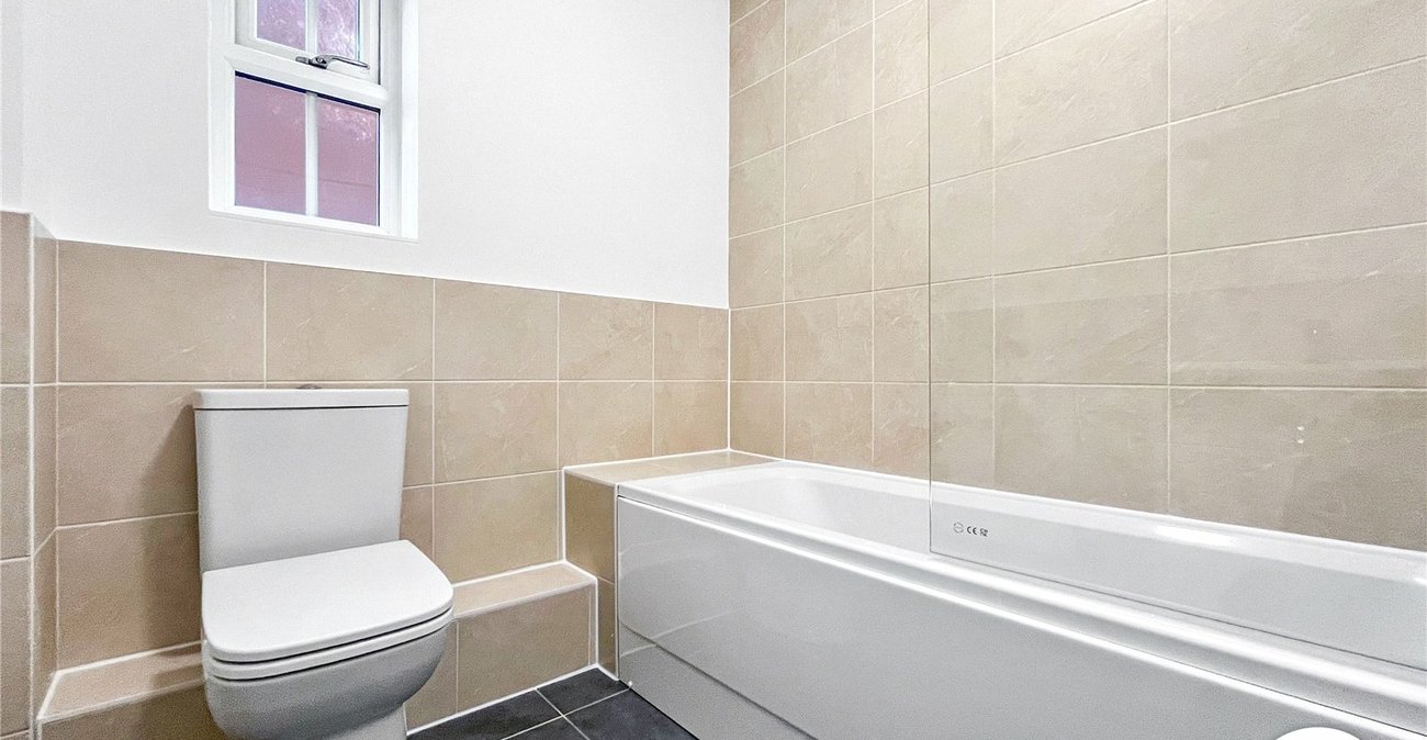 3 bedroom house to rent in Chatham | Robinson Michael & Jackson