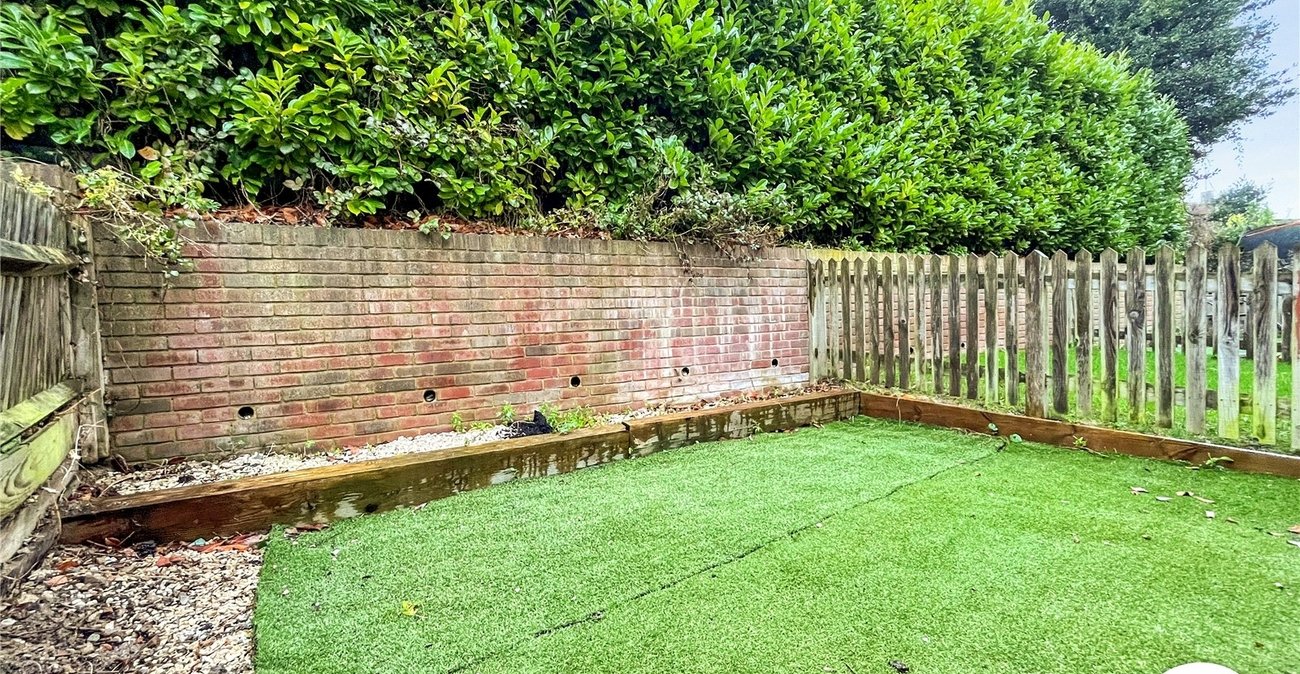 3 bedroom house to rent in Chatham | Robinson Michael & Jackson