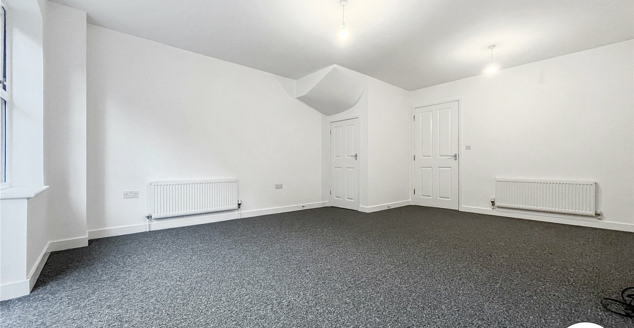 3 bedroom house to rent in Chatham | Robinson Michael & Jackson