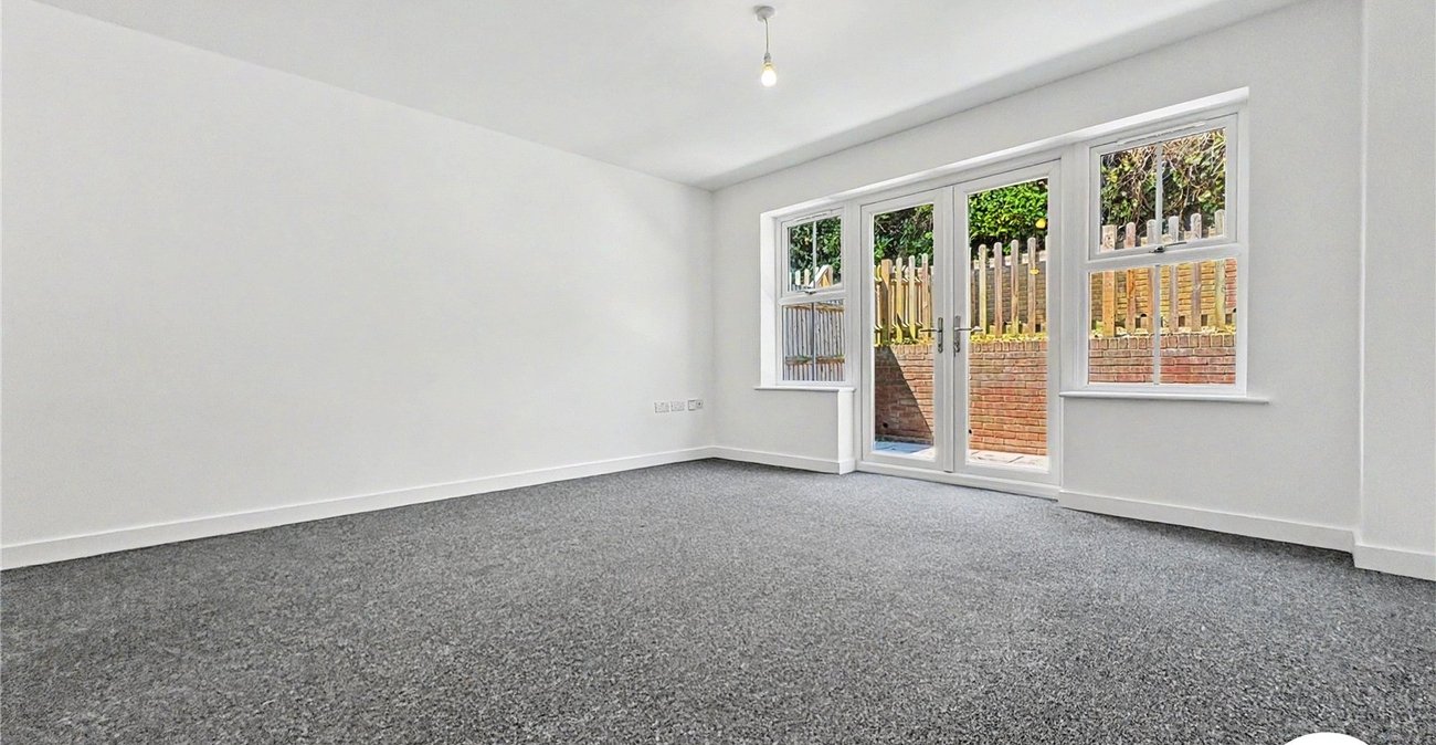 3 bedroom house to rent in Chatham | Robinson Michael & Jackson
