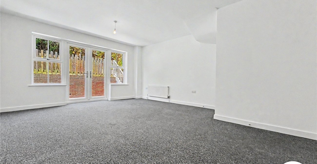 3 bedroom house to rent in Chatham | Robinson Michael & Jackson