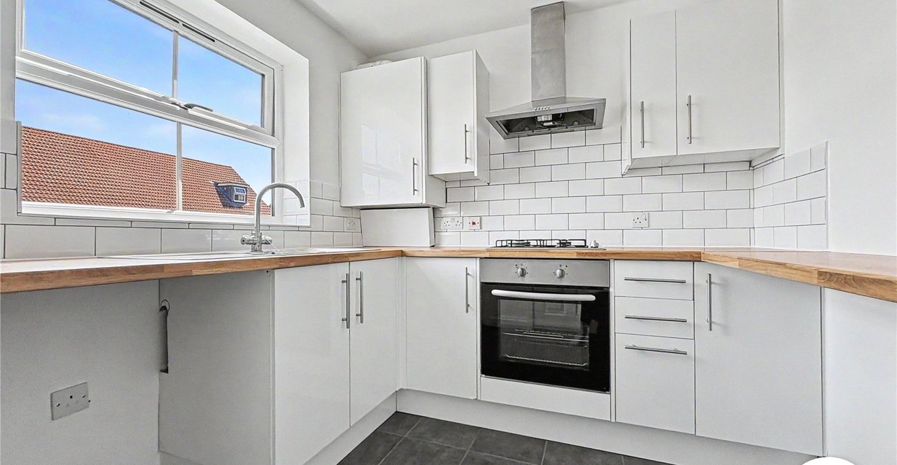 3 bedroom house to rent in Chatham | Robinson Michael & Jackson