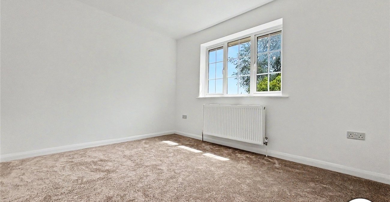 3 bedroom house to rent in Rochester | Robinson Michael & Jackson
