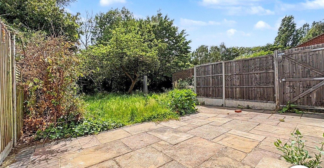3 bedroom house to rent in Rochester | Robinson Michael & Jackson
