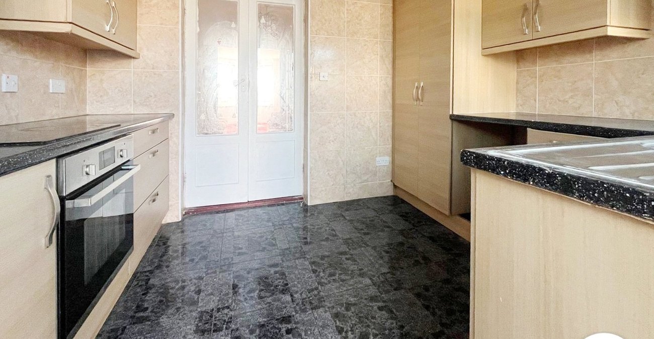 3 bedroom house to rent in Sidcup | Robinson Jackson