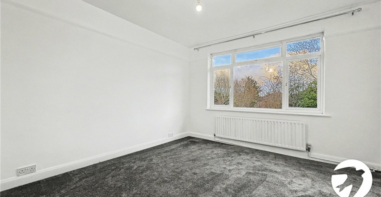 2 bedroom property to rent in Orpington | Robinson Jackson