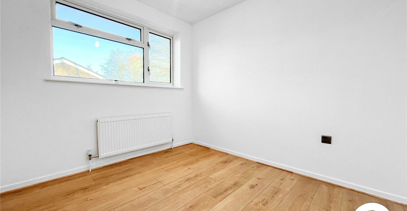 3 bedroom house to rent in Rainham | Robinson Michael & Jackson