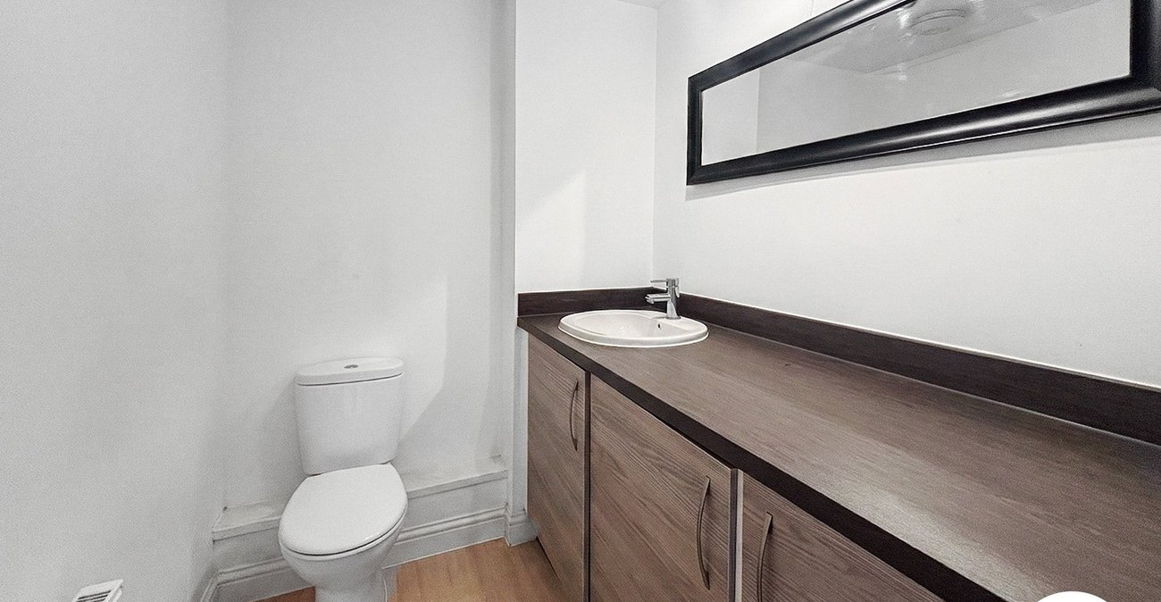 3 bedroom house to rent in Slade Green | Robinson Jackson