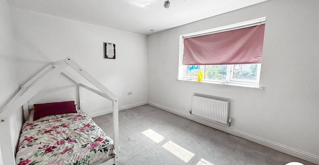 3 bedroom house to rent in Slade Green | Robinson Jackson